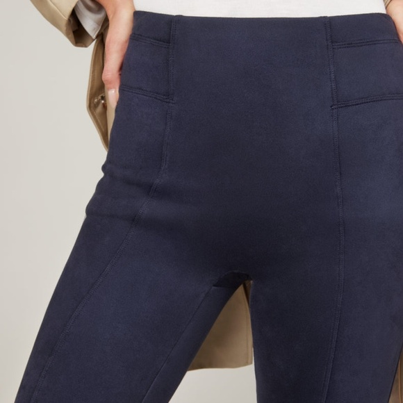 NWT SPANX | Comfortable Classic Navy Faux Suede Soft Chic Leggings | Size S - Picture 4 of 11